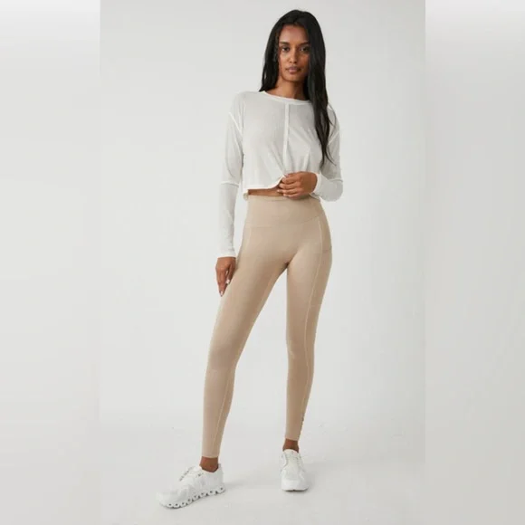FREE PEOPLE FP Movement Out of Your League Leggings Clay M NWT $88 Retail - Picture 6 of 13